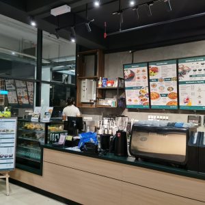 kerjakayu-examedia-locca-cafe-bandar-tasik-permaisuri.jpeg
